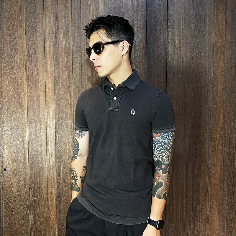 美國百分百【全新真品】Abercrombie & Fitch POLO衫 棉質 短袖 AF 麋鹿 logo 上衣 洗舊黑 G352