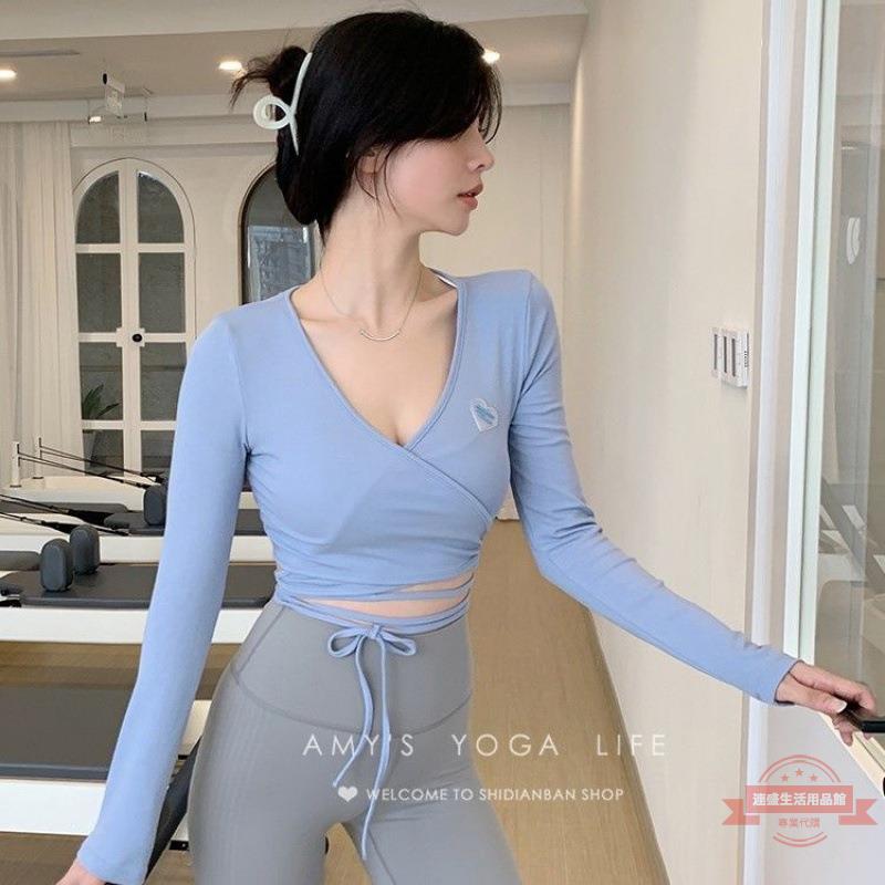 新款綁帶交叉瑜伽服上衣女性感露臍緊身運動長袖簡約跑步健身上衣