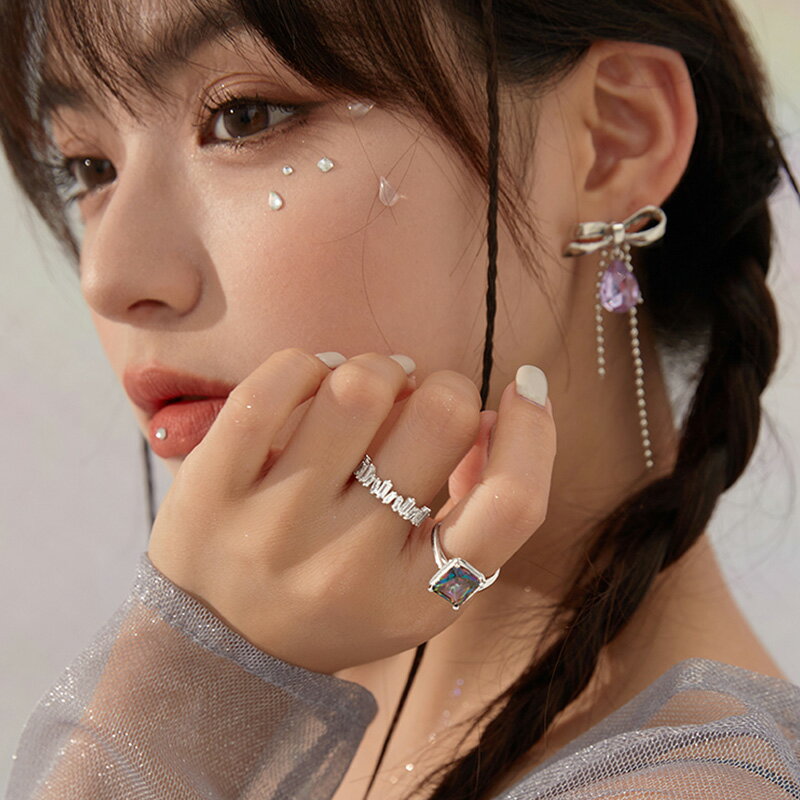 s925純銀炫彩方鉆指環女冰塊小眾設計感年新款潮簡約戒指手飾