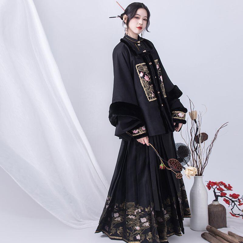 馬面裙 漢服中國風古裝 明制漢服 三翎【夜荷】原創黑色織金馬面裙改良短款秋冬爆款漢服女套裝長款