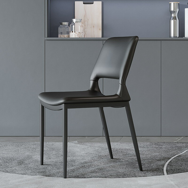 意式簡約現代餐椅超纖皮椅北歐極簡餐廳椅子輕奢家用皮餐椅設計師