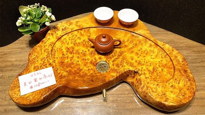 杉木瘤老料滿瘤花精品茶盤，編號G536，尺寸 長51，寬30，厚4.5公分，大時代蘇老闆特別訂制精挑細選倒格杉木滿瘤茶盤！非常稀有珍貴，極品等級，歡迎珍收！