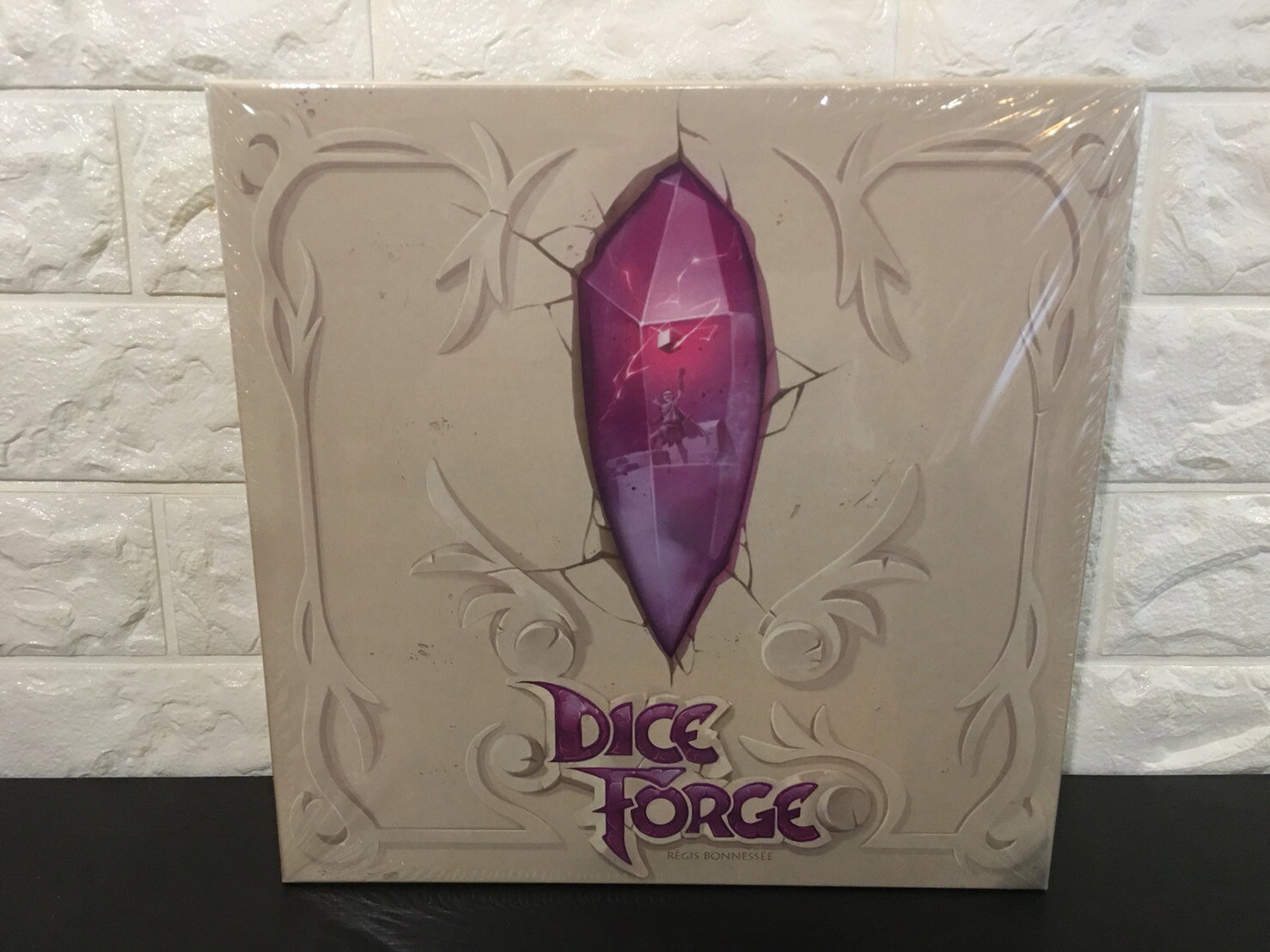 【桌遊侍】鍛骰物語 Dice Forge 實體店面快速出貨 《免運.再送充足牌套》任兩件再九折喔!!