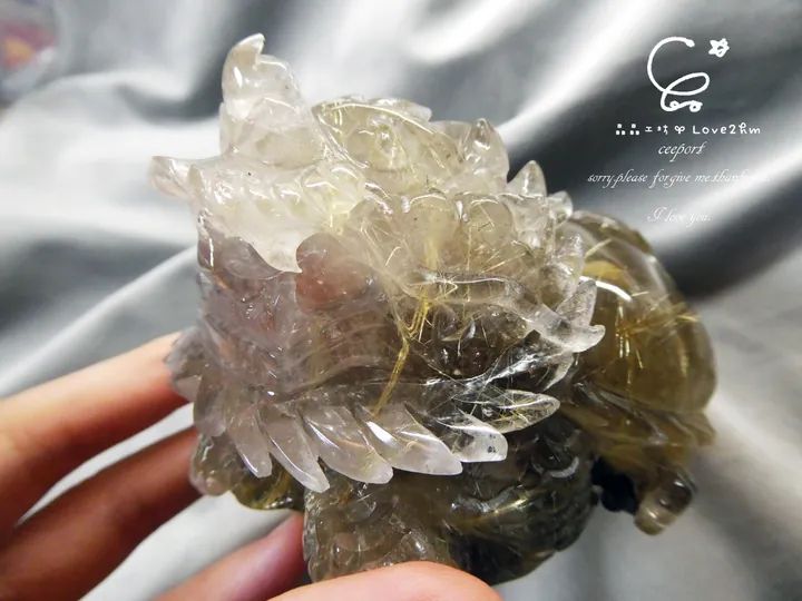 鈦晶多寶龍龜擺件 鈦晶、綠幽靈、紅膠花共生 水晶飾品 晶晶工坊-love2hm  9635