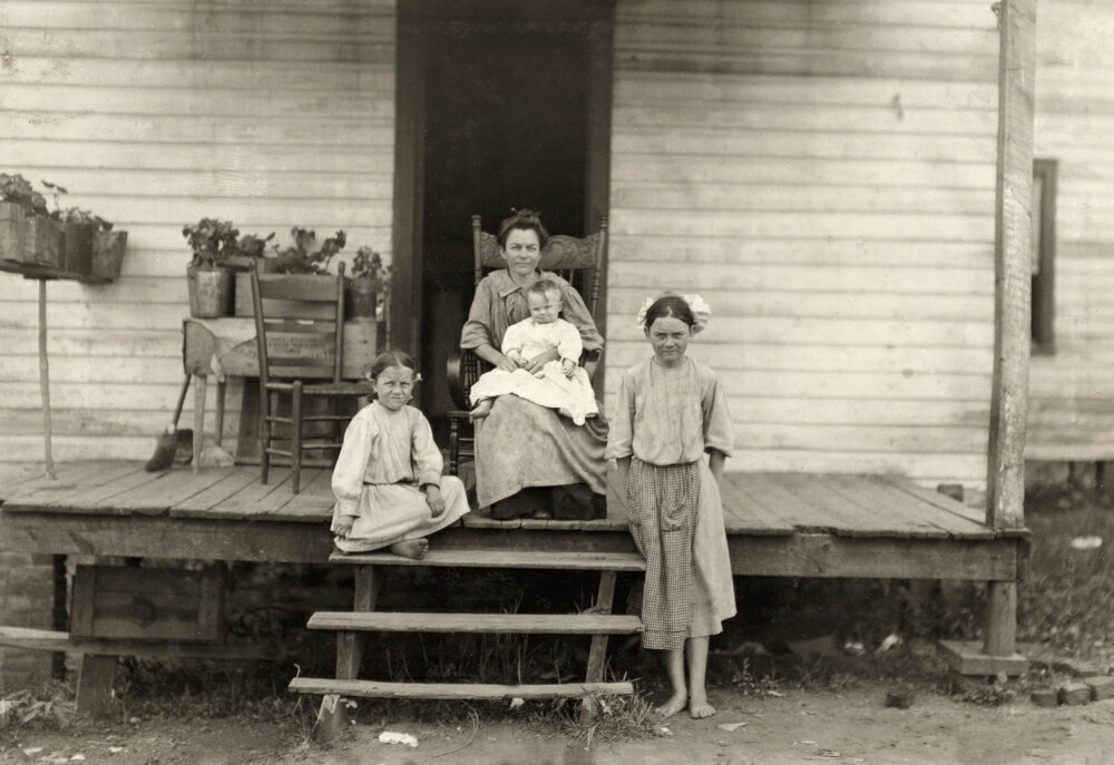 Posterazzi: Hine Poverty 1911 Na Mother Of An Unemployed Mill Worker ...