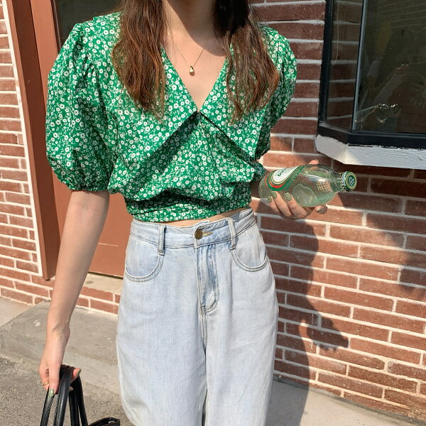 法式娃娃領碎花短袖襯衫女設計感小眾夏季年新款韓版短款上衣