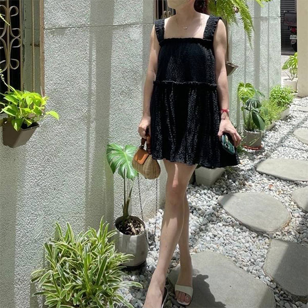 ANNAS 正韓 實拍 不易皺 木耳邊背心洋裝 短裙 短洋裝 無袖洋裝 顯瘦 女神 蛋糕裙 氣質 雪紡 特價 韓國製 韓國 1