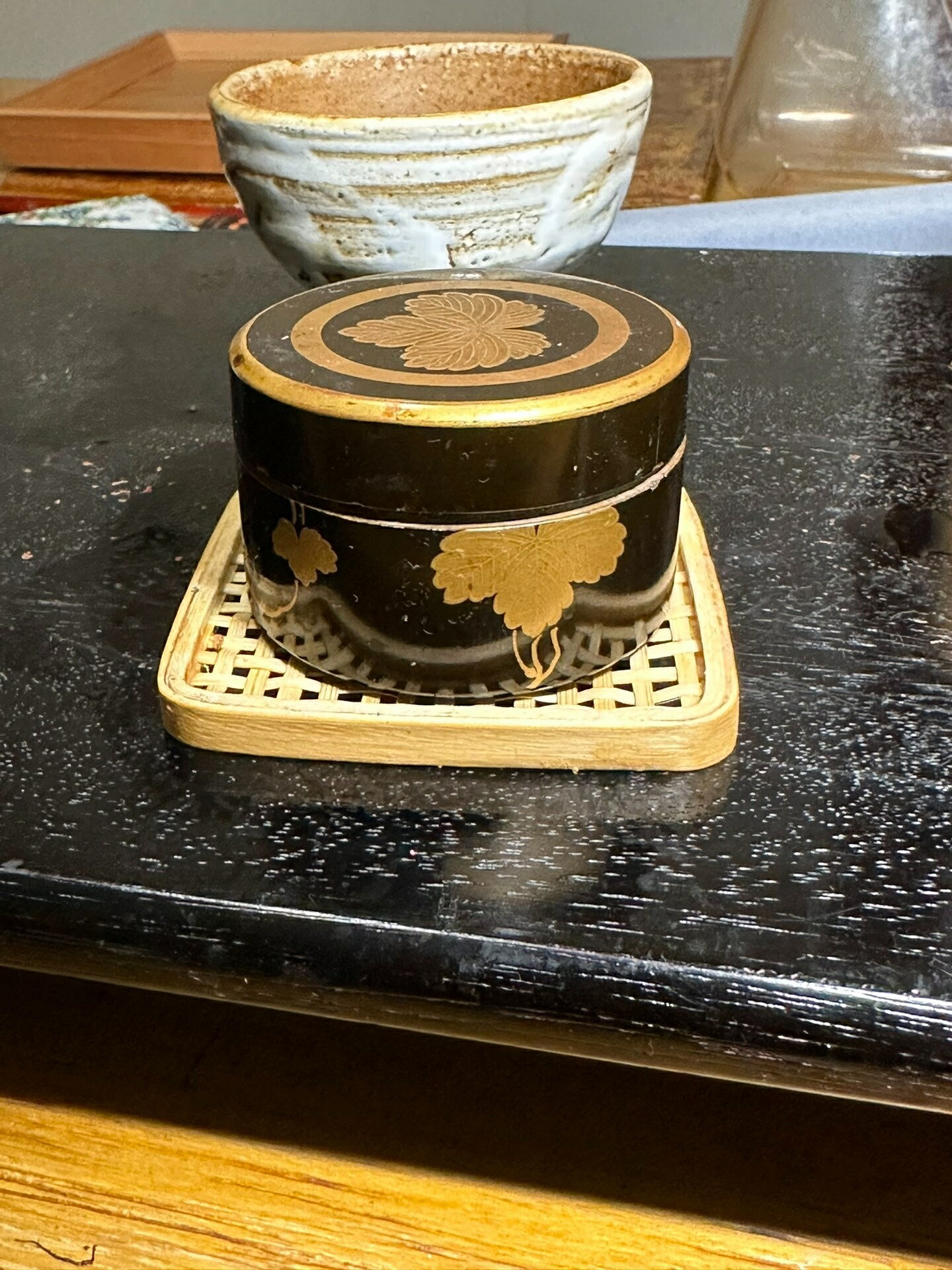 日本中古回流實木高肉金蒔繪金犁地 銅內膽香盒 有裂瑕疵特價一