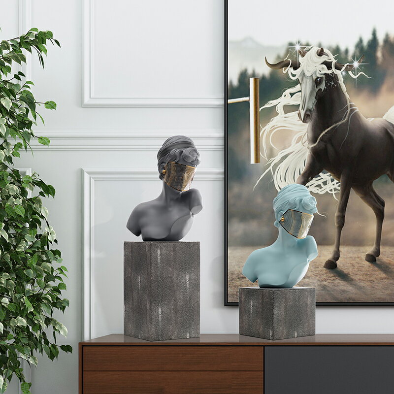 現代輕奢抽象人物雕塑擺件客廳落地人物藝術品售樓處樣板房間裝飾