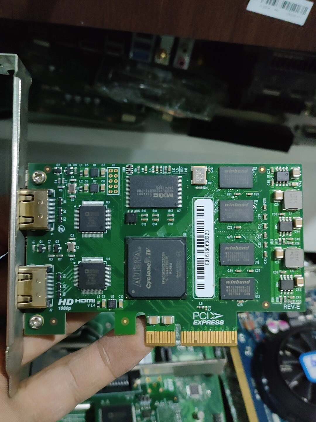 HD1080P HDMI V1 4 高畫質影片採集卡 雙HDMI口 PCI-E X4 擴充介面 卡 9新 實拍 無修 無銹 無磕碰 功能正常 另拆