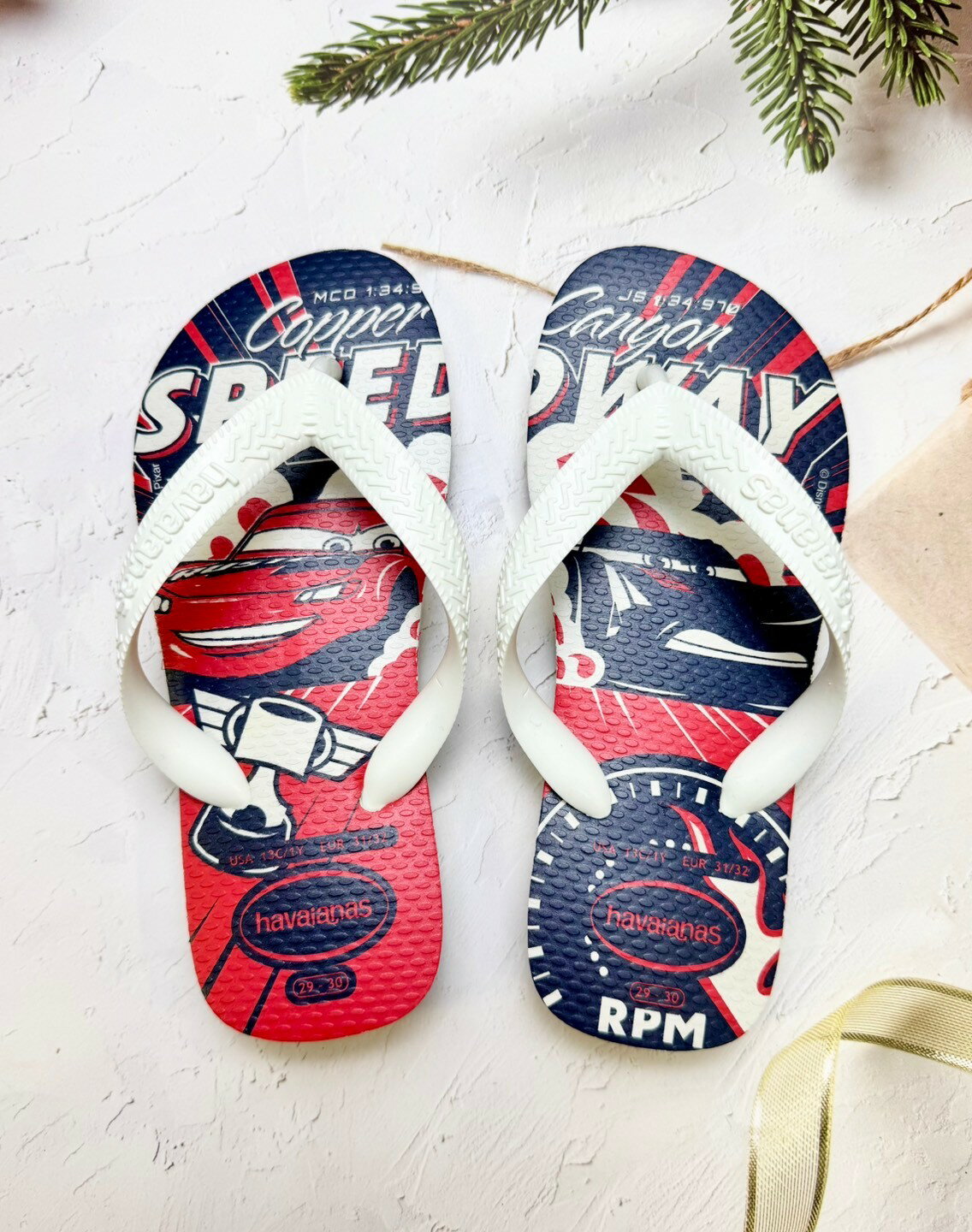 havaianas 哈瓦士 巴西人字拖 兒童款 Kids cars 閃電麥坤 白 涼鞋 拖鞋 夾腳拖 海灘鞋＊夏日微風＊