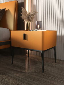 意式實木床頭櫃皮質輕奢極簡現代簡約臥室北歐儲物整裝免安裝鐵藝