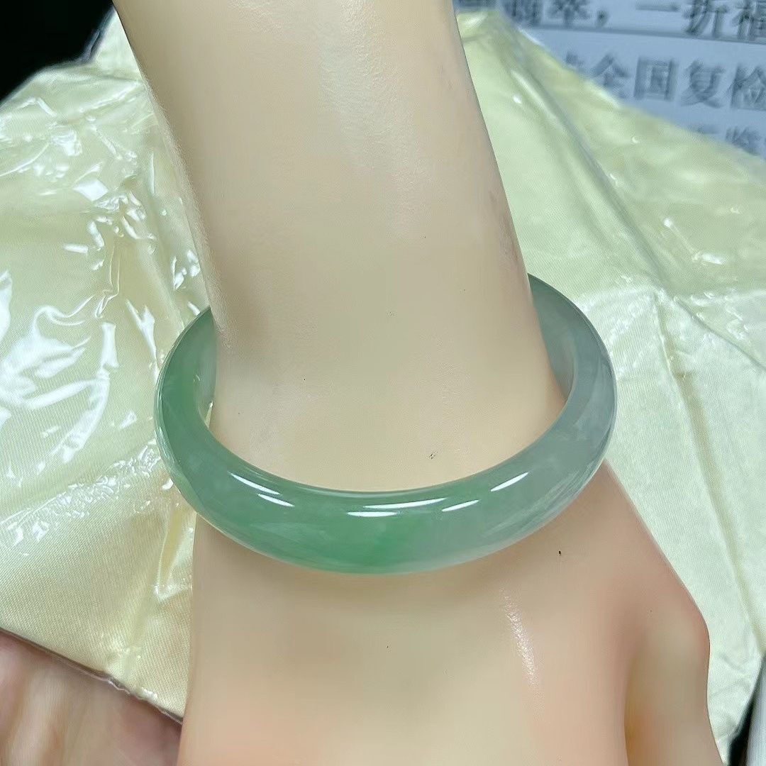【現貨】天然翡翠手鐲冰種飄綠圓條玉鐲子老坑a貨高冰透少女款貴妃細糯種【北歐家居生活】