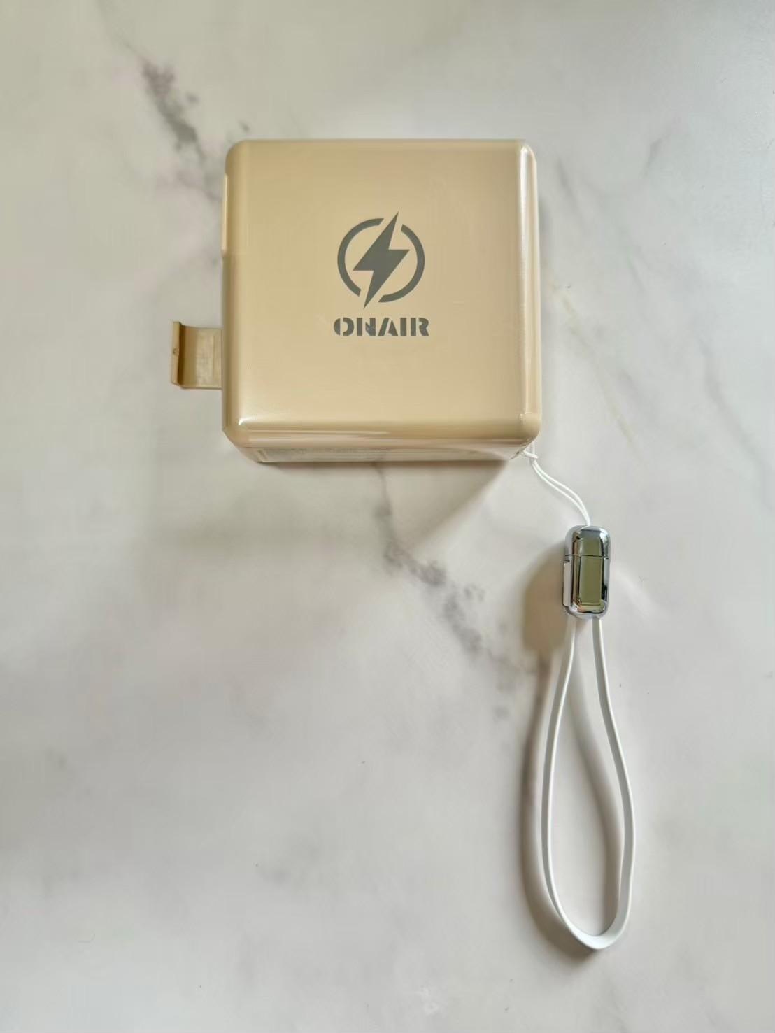 ONAIR 超級充電萬國充 磁吸可拆式自帶線支架行動電源 15000mAh F12AAPP下單享13%點數 0