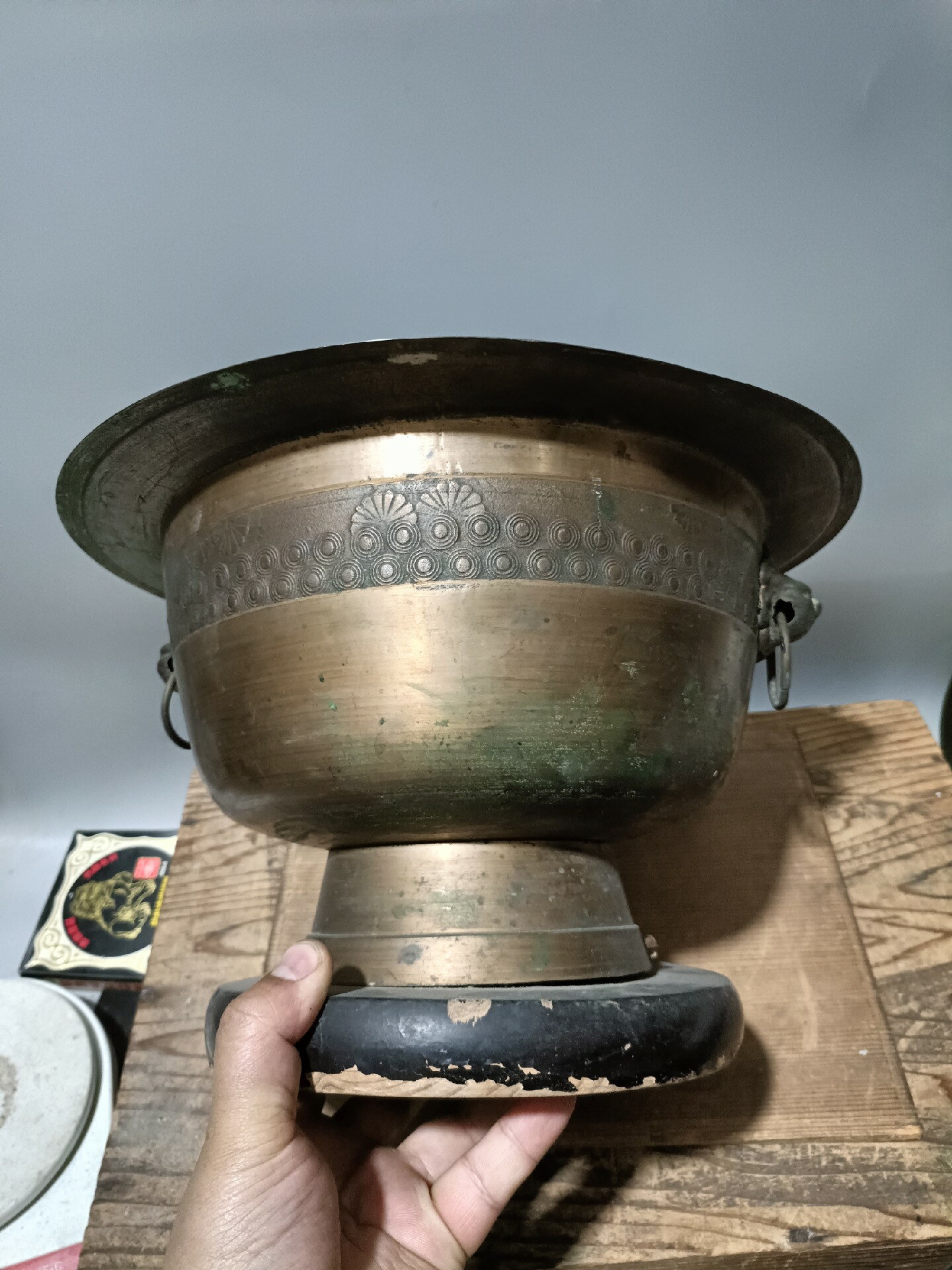 鰐口，江戶時代，古銅製，重約1100克 鰐口，江戶時代，古銅製，重約1100克 美術品・アンティーク