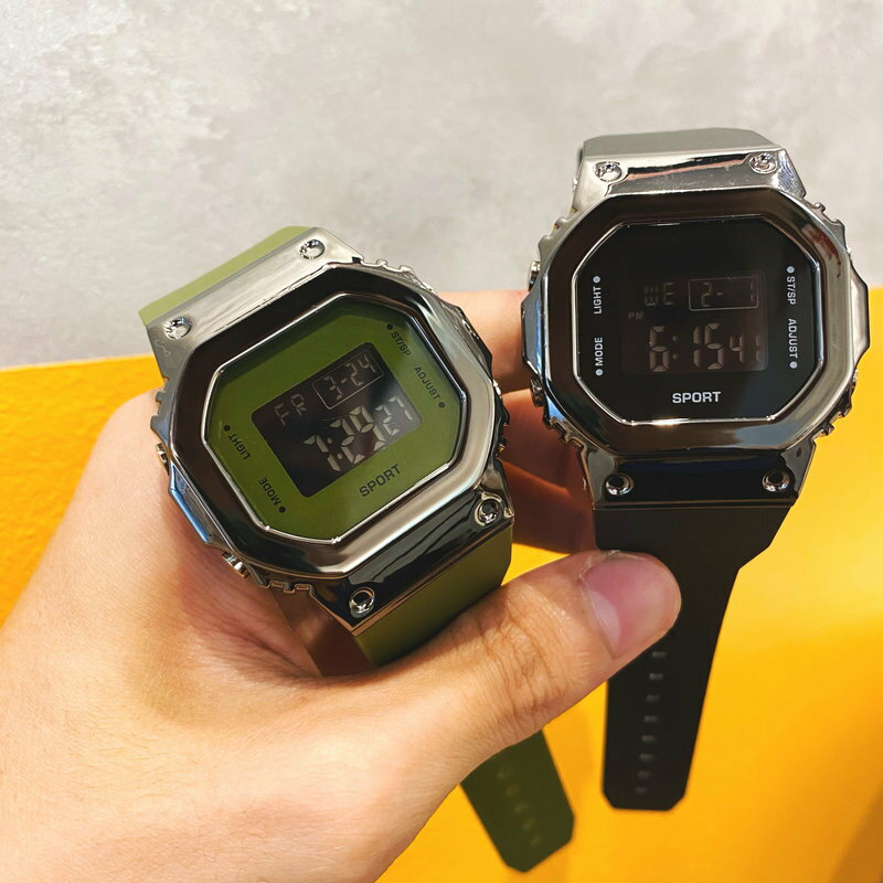 金屬小方塊電子表男多功能運動防水腕表時尚潮流休閑學生電子手表