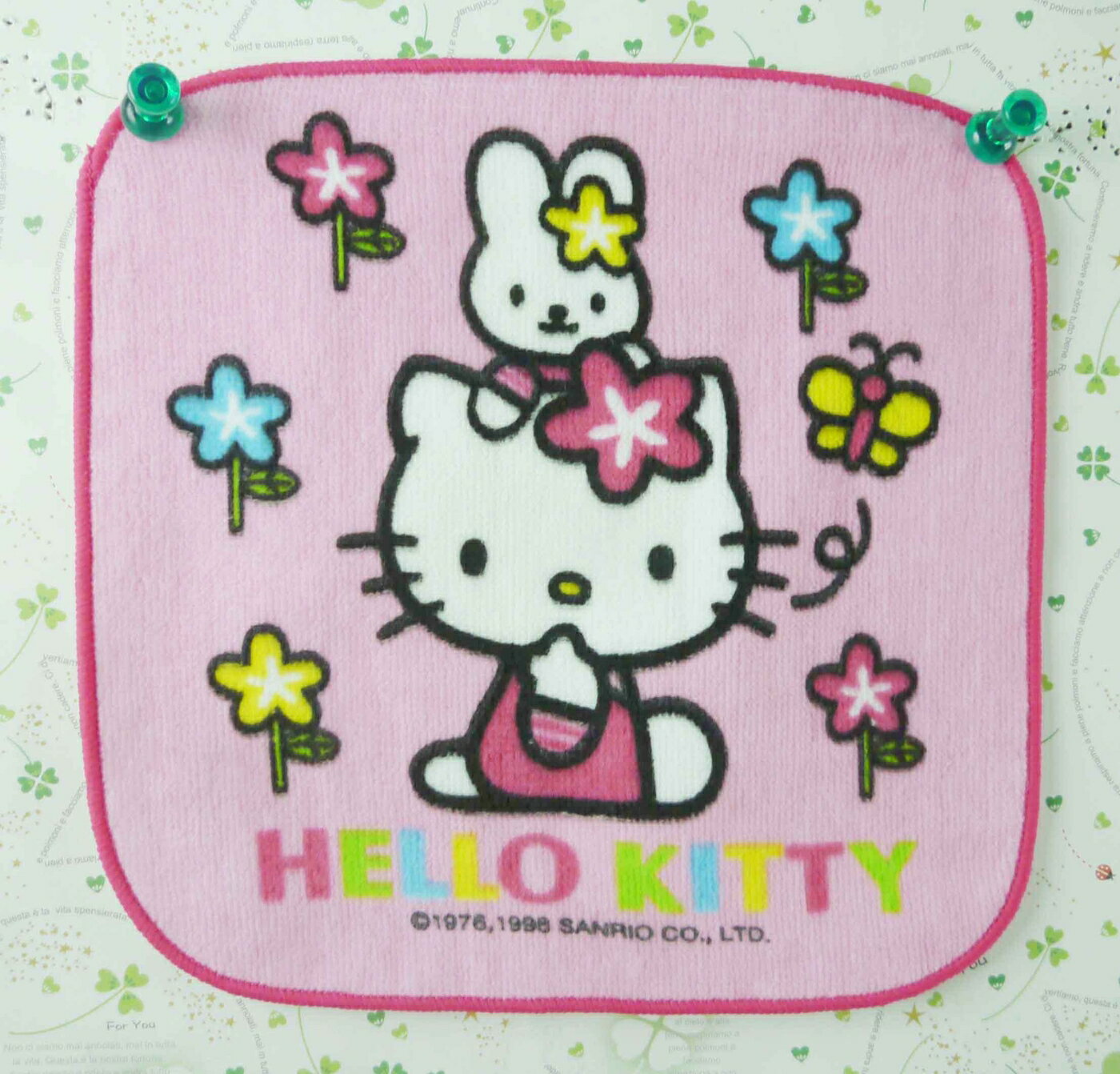 【震撼精品百貨】Hello Kitty 凱蒂貓 方巾/毛巾-粉紅色底+小花-側坐造型 震撼日式精品百貨