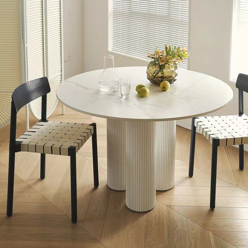 餐桌 北歐設計師設計圓形巖板餐桌洽淡桌三腳小戶型餐廳圓桌