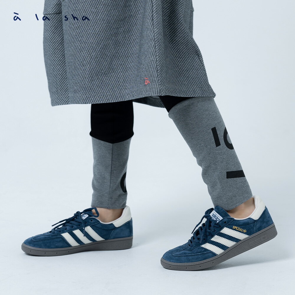 a la sha LOGO雙色剪接內搭褲