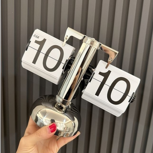 創意自動翻頁鐘表復古客廳擺件座鐘現代簡約機械時鐘擺鐘家裝臺鐘