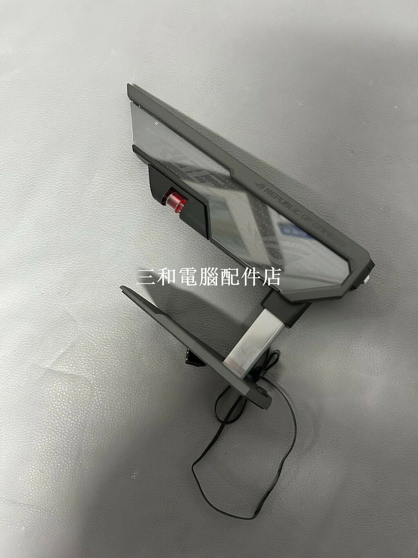 華碩大力神XH01 顯示卡支架 支援神光同步 RGB介面 拆機配件 成色如圖