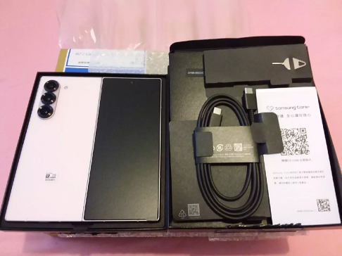 領券折777 | Samsung Galaxy Z Flod6 5G (12G/256G)未拆封 庫存新機 台灣公司貨 原廠保固1年 贈45W快充【APP下單享4%回饋】 4