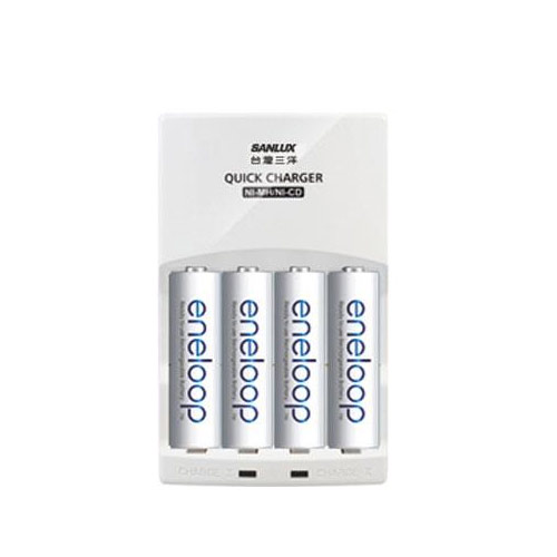 【現折$50 最高回饋3000點】Panasonic 國際牌 eneloop低自放電充電電池組 4號800mA*4顆+充電器