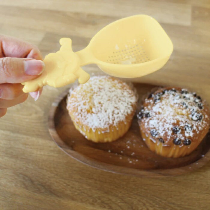 大賀屋 日本製 小熊維尼 史努比 粉勺 調味粉篩匙 調味料 烘培 粉末過篩器 粉末過篩 過濾篩 粉篩 J00052146
