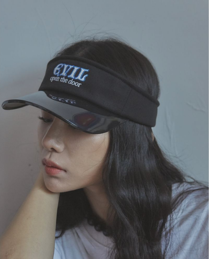 FINDSENSE X 韓版女生透明空頂鴨舌帽子女夏天個性潮流運動空頂帽子