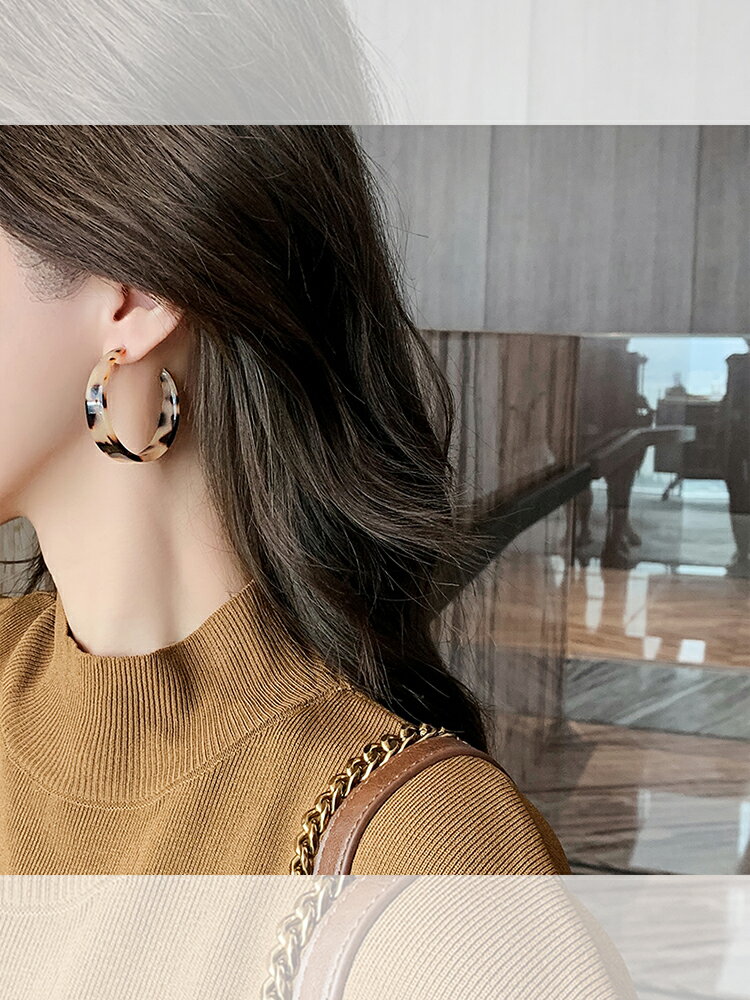 塔蘭半透明豹紋耳環年新款潮經典時尚港風耳圈小眾網紅耳飾女