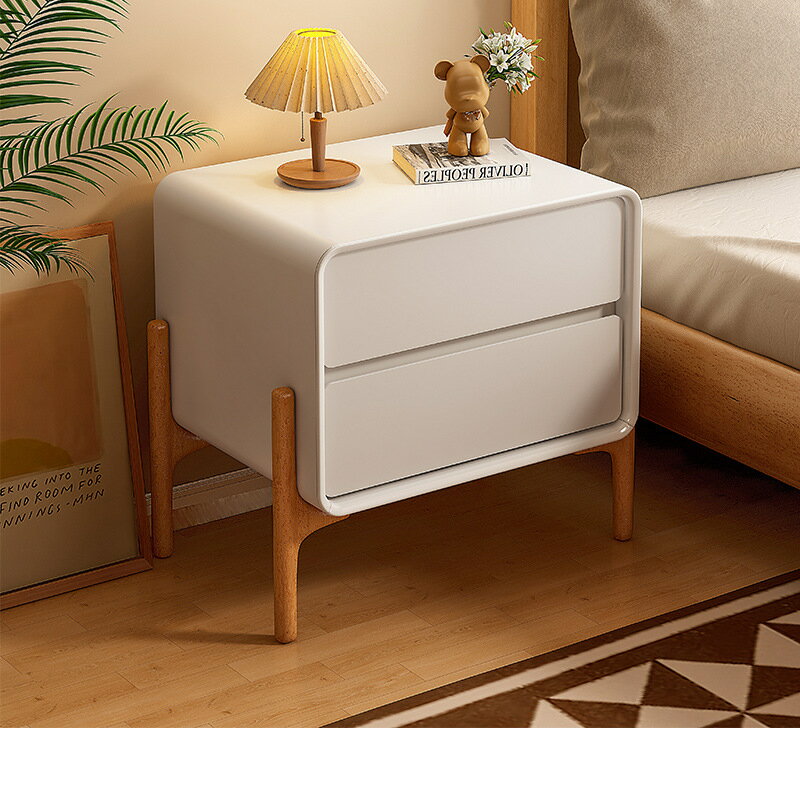 【免運】可開發票 床頭櫃新款奶茶風實木床邊櫃現代簡約小型皮質臥室收納櫃子