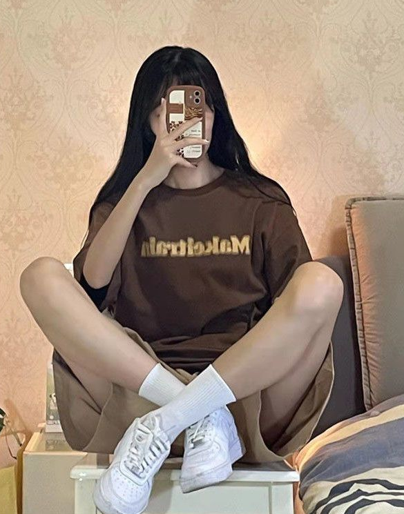 短褲學院風穿搭酷鹽系美式復古印花T恤工裝兩件套潮夏季新款