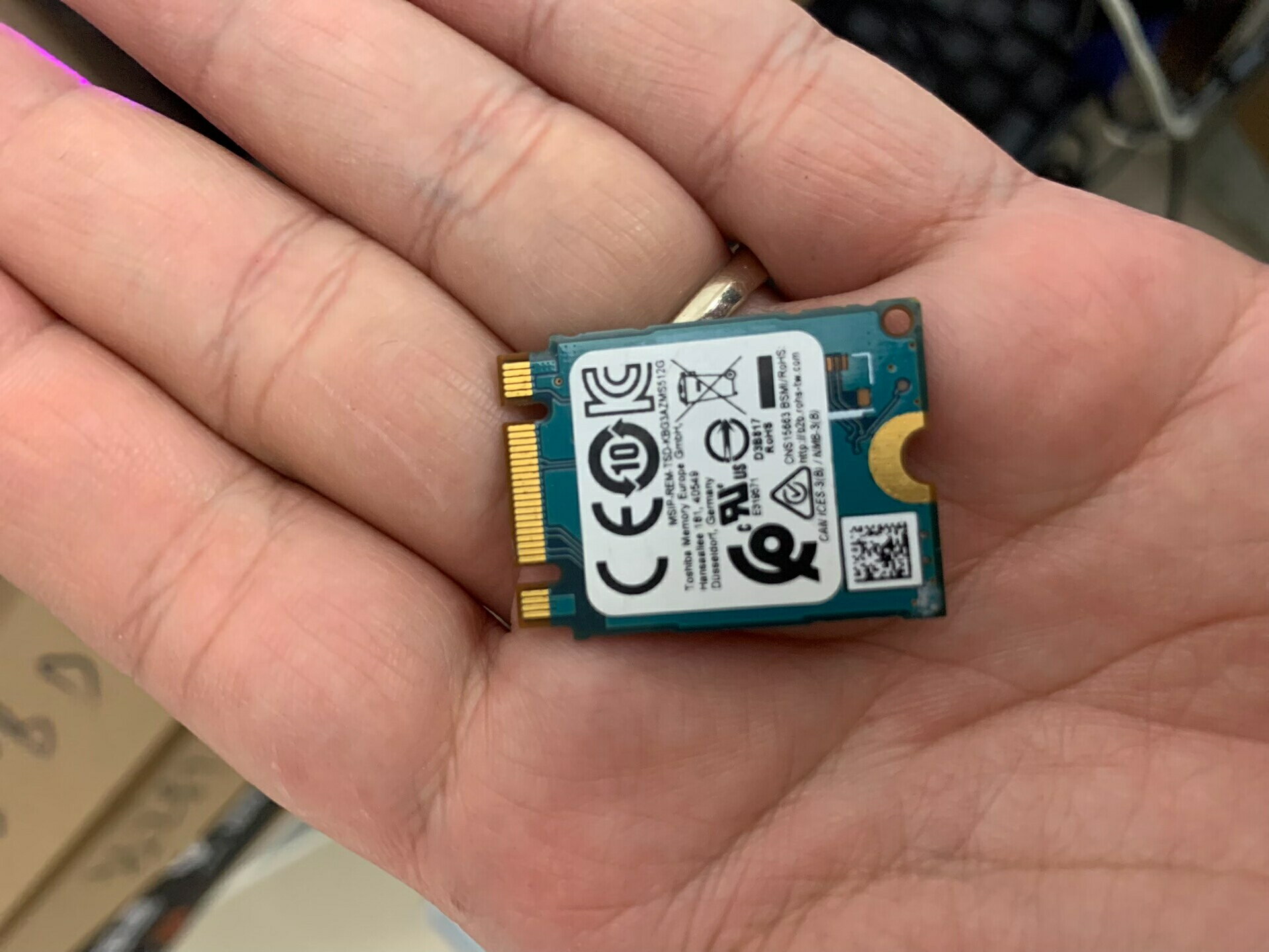 東芝 M.2 2230 256G 固態硬碟 SSD 輕薄短版 高效能 穩定耐用 筆電升級首選 幾百小時低耗損