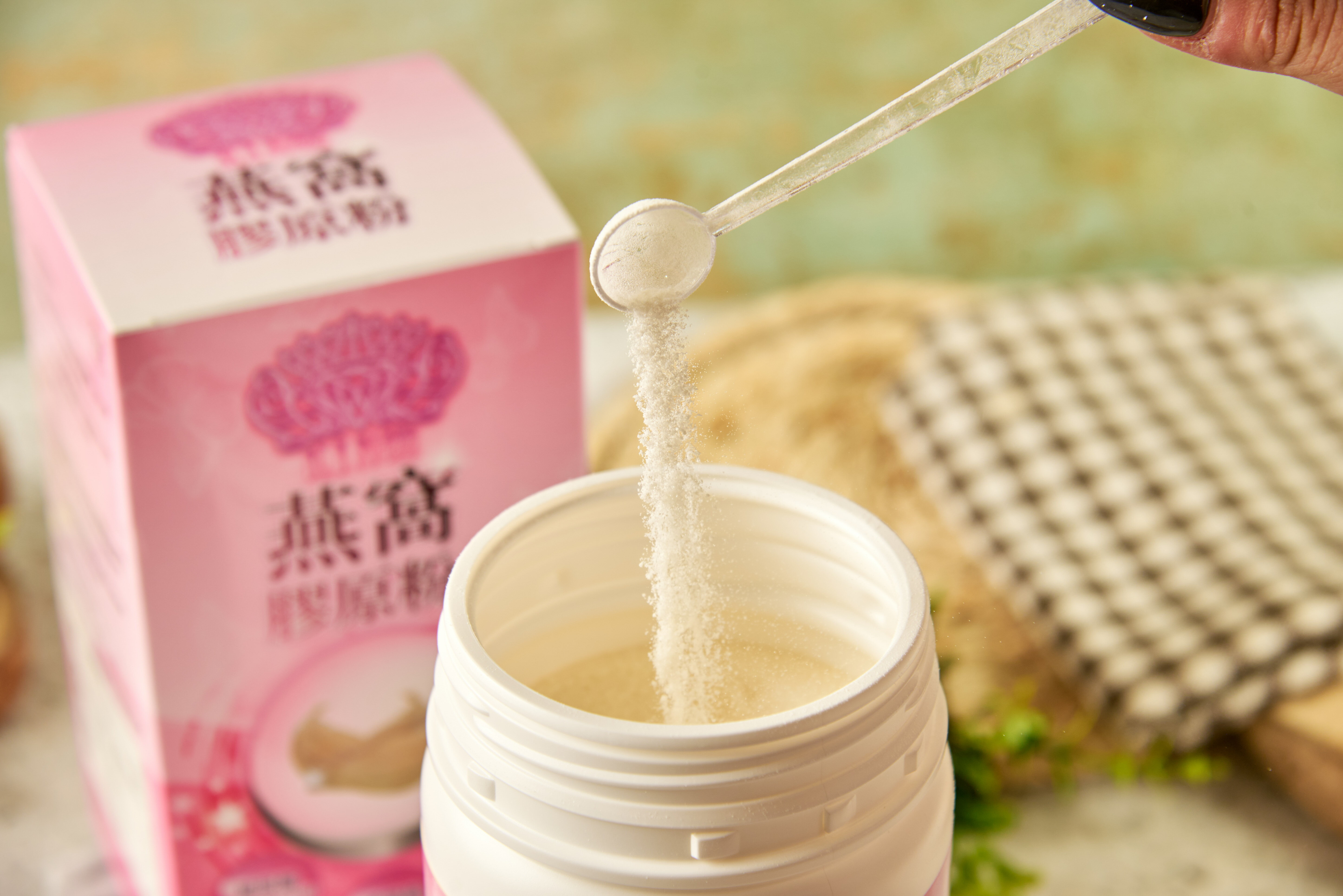 KIN鑽燕窩膠原粉  300公克/罐±5% 2