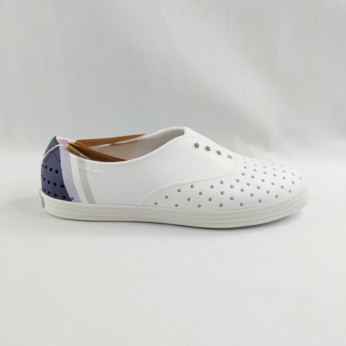 Native JERICHO 女款 F00002619265 洞洞鞋 修身鞋 貝殼白/紫【iSport愛運動】