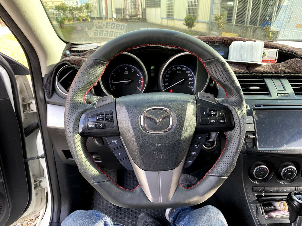 [細活方向盤] 正牛皮款 Mazda3 Mazda5 MAZDA 馬三 馬五 馬3 馬5 馬自達 變形蟲方向盤 方向盤 造型方向盤