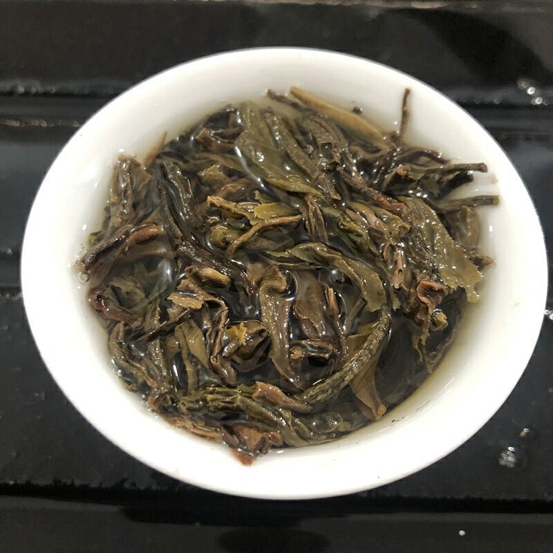 氷島古樹 普洱茶 大葉種曬青毛茶 茶餅 357g 送料込み250202 氷島古樹 普洱茶 大葉種曬青毛茶 茶餅 357g 送料込み250202