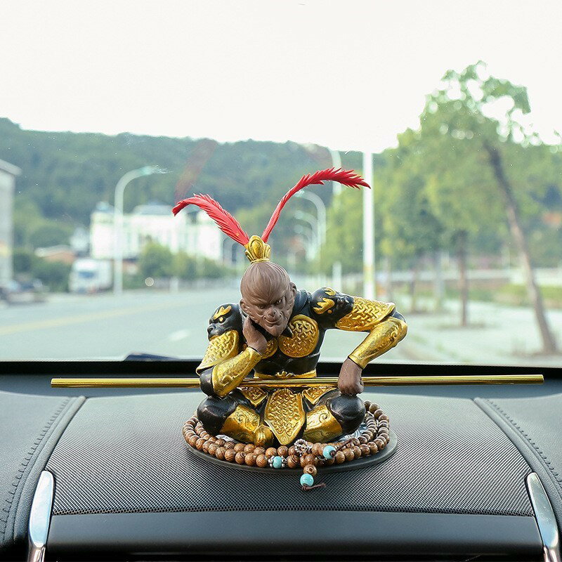 創意齊天大圣汽車車載擺件用品 車內高檔裝飾品可愛猴子孫悟空