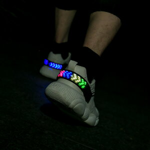 新品充電夜跑燈LED魔幻屏鞋夾溜冰騎行夜間USB警示閃電發光信號燈