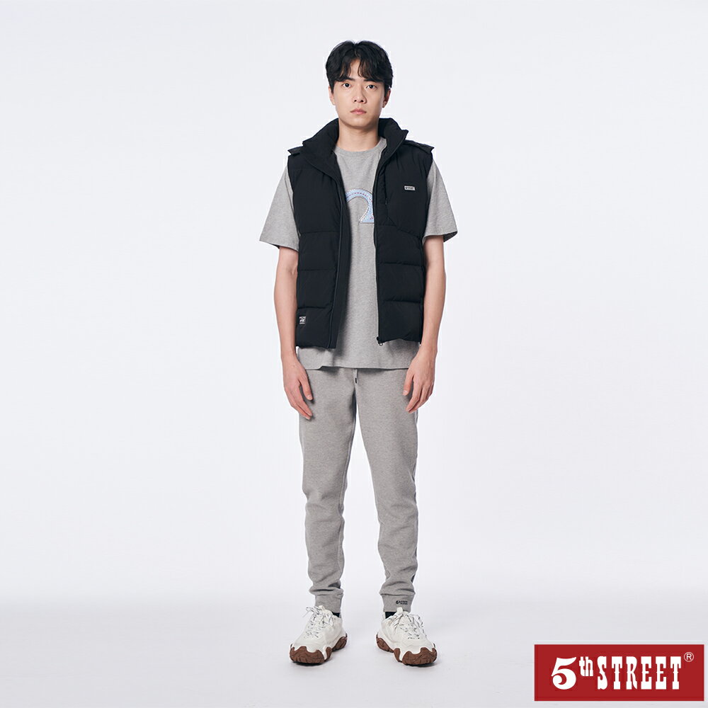 男裝 可拆帽羽絨背心-黑色 (550026) 【5th STREET】【APP下單天天10%回饋】 ★冬裝下殺 治裝激推 最高折426