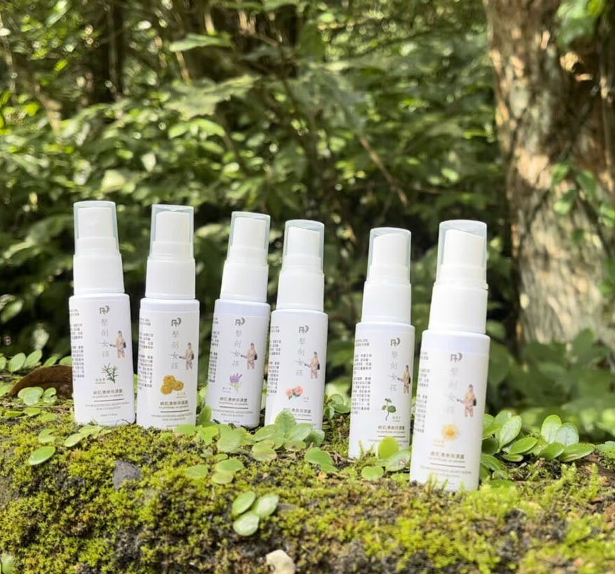 ｛薆田｝❤️擊劍女孩系列-20ml純露保濕露-玫瑰、薰衣草、積雪草、永久花、洋甘菊、迷迭香 純露無香精 3
