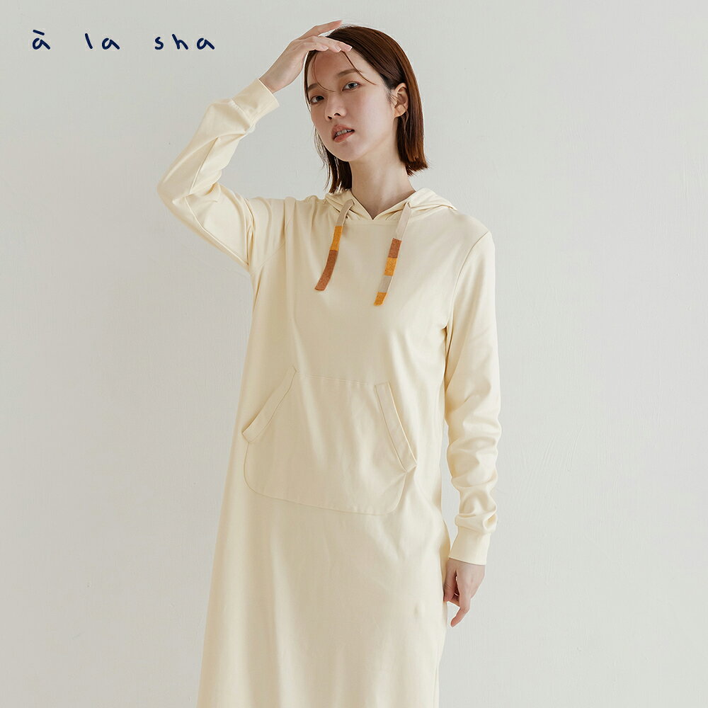 a la sha 特殊印花連帽洋裝 1