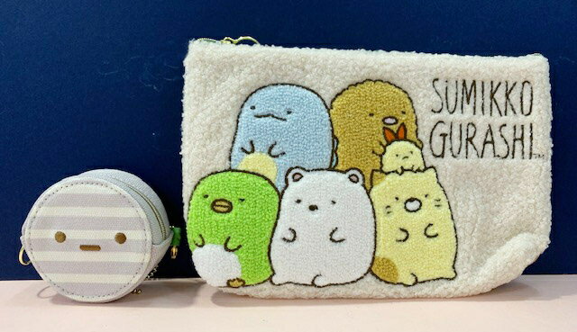 【震撼精品百貨】角落生物 Sumikko Gurashi SAN-X 隨身刺繡化妝包/拉鍊收納包-家族咖啡#72683 震撼日式精品百貨