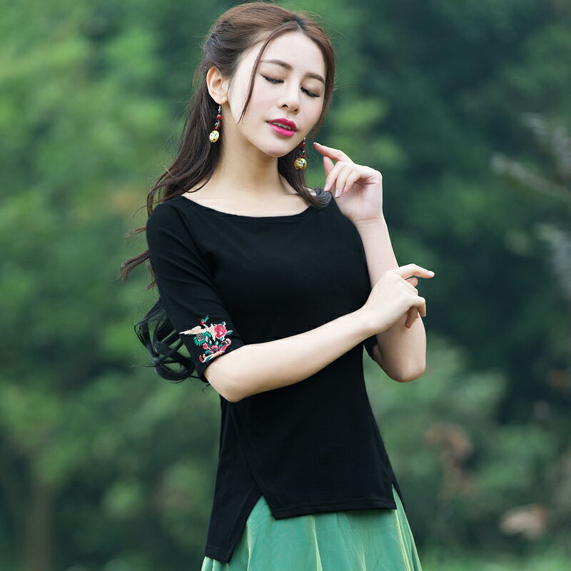民族風短袖t恤開叉中國風女裝刺繡夏季棉半袖氣質顯瘦不規則上衣
