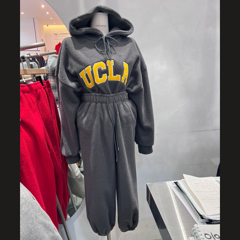 ANNAS 正韓紅色套裝 UCLA羊羔毛套裝 韓國刷毛連帽衛衣長褲 新年 過年 2024龍年開運穿搭 1