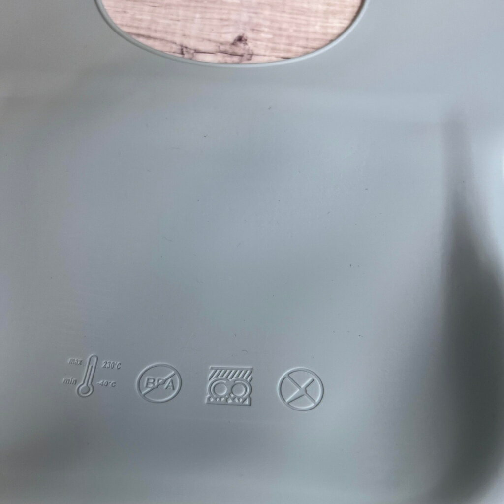 送圍兜收納盒》厚款立體大口袋圍兜 4