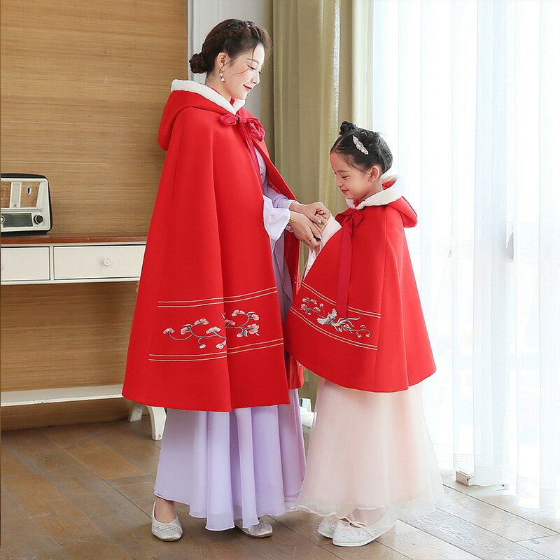 母女裝親子裝冬裝新款中國風復古改良漢服斗篷外套大衣女童裝1入
