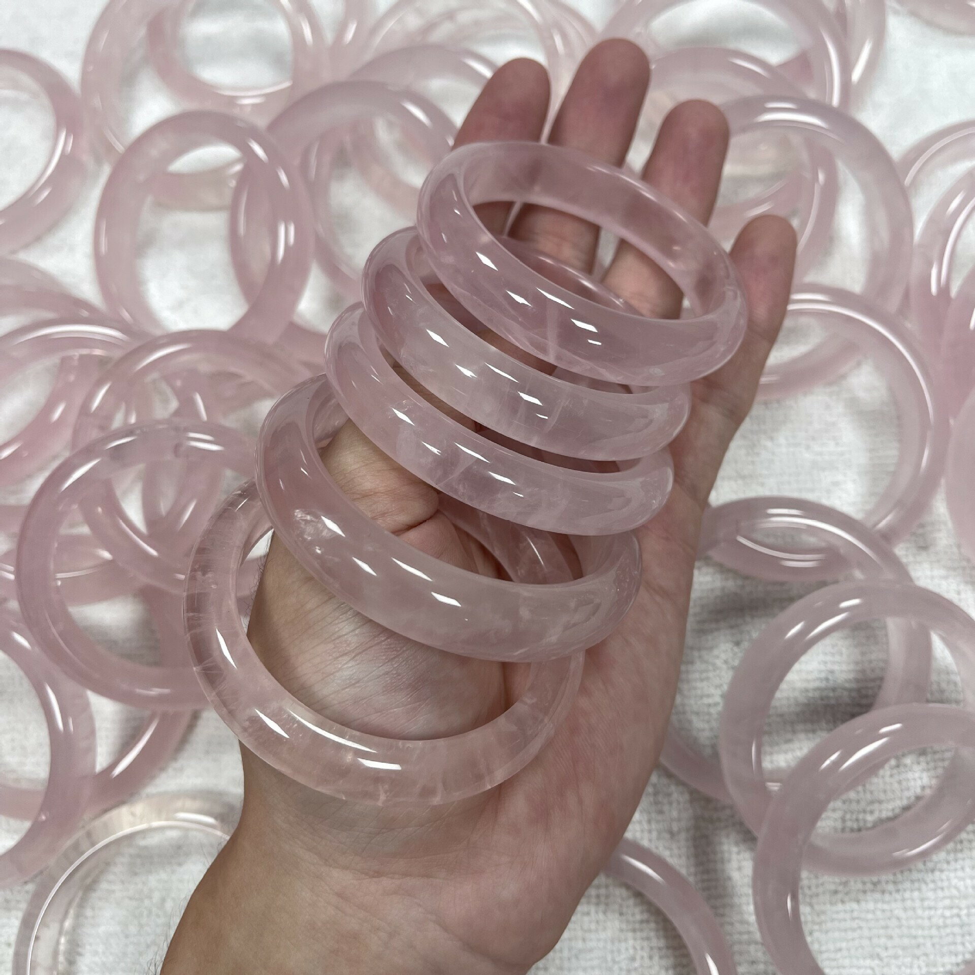 【現貨】天然水晶莫粉手鐲 六芒星光透飾品女粉嫩果凍芙蓉石 莫三比克粉晶【北歐家居生活】