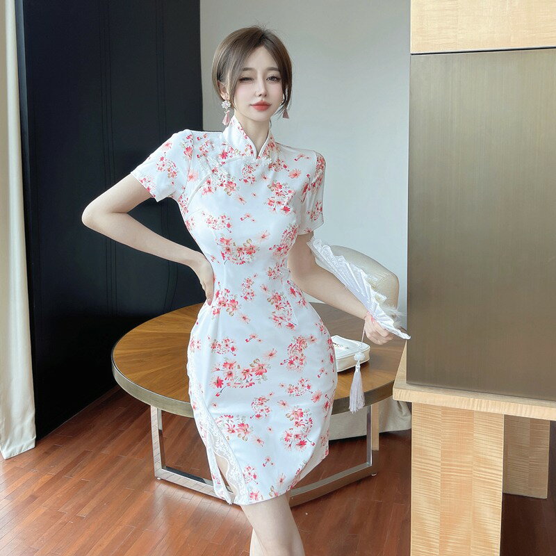 法式2022年夏季輕款氣質少女小子改良版包臀旗袍性感碎花連衣裙