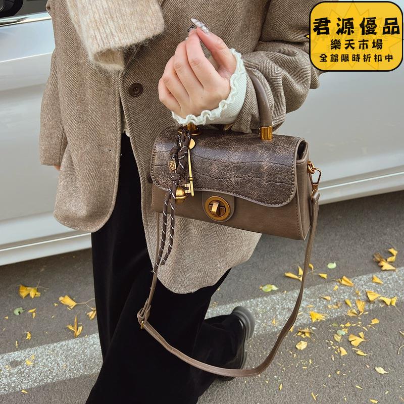 新款女包 通勤復古設計感包包 斜挎包 時尚單肩包 小方包 婚包 手提包 單肩包